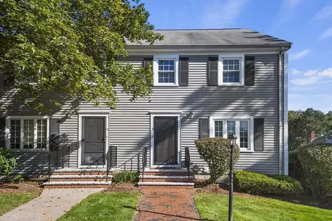15 Casey Cir #15, Waltham, MA 02451