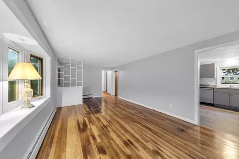 99 Bacon Rd, Springfield, MA 01119 photo 8