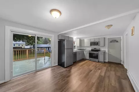 99 Bacon Rd, Springfield, MA 01119 photo 5