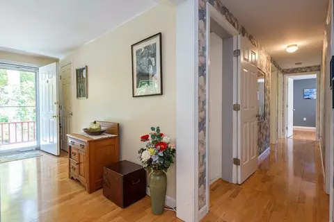 10 Beverly Dr, Georgetown, MA 01833 photo 16