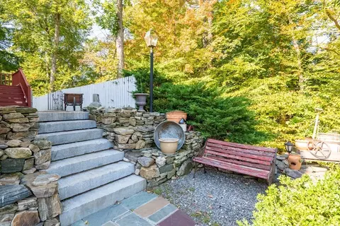 10 Beverly Dr, Georgetown, MA 01833 photo 5