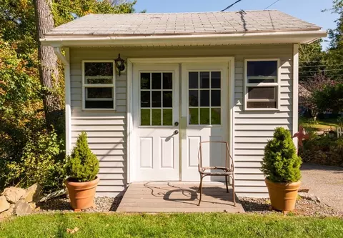 10 Beverly Dr, Georgetown, MA 01833 photo 4