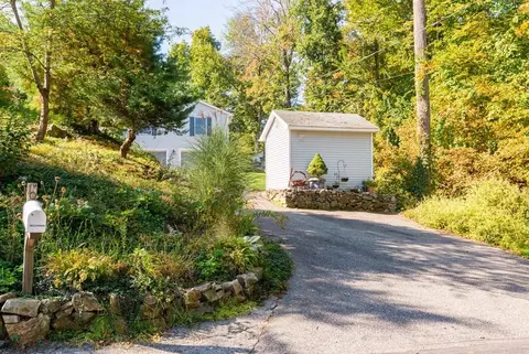 10 Beverly Dr, Georgetown, MA 01833 photo 40