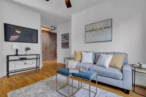 8 Pembroke Ct #8, Somerville, MA 02145