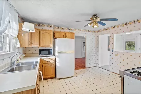 11 Cambridge St, Ayer, MA 01432 photo 20