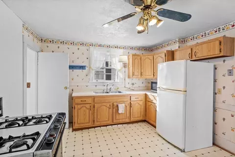 11 Cambridge St, Ayer, MA 01432 photo 19