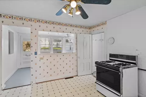 11 Cambridge St, Ayer, MA 01432 photo 21