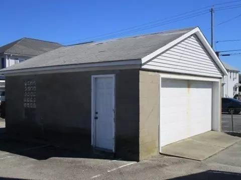 454 Brayton Ave, Fall River, MA 02721 photo 8