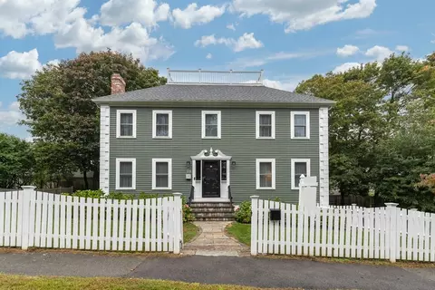 26 James St, Beverly, MA 01915