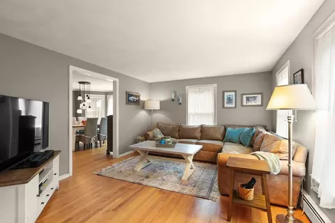 26 James St, Beverly, MA 01915 photo 5