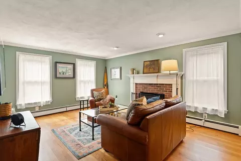 26 James St, Beverly, MA 01915 photo 8