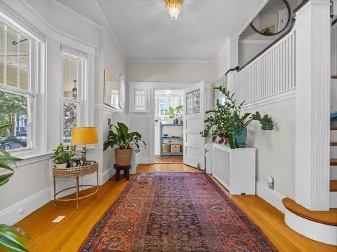 3 Hampshire St, Everett, MA 02149 photo 5