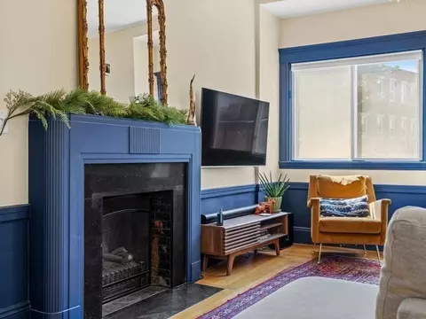 3 Hampshire St, Everett, MA 02149 photo 4