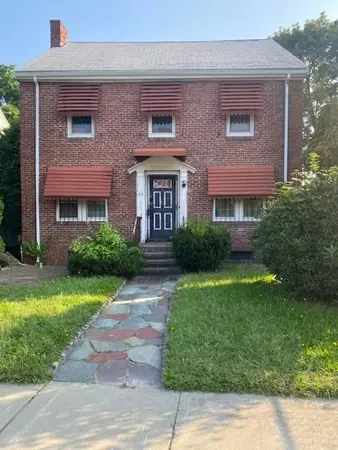 33 Outlook Rd, Boston, MA 02126