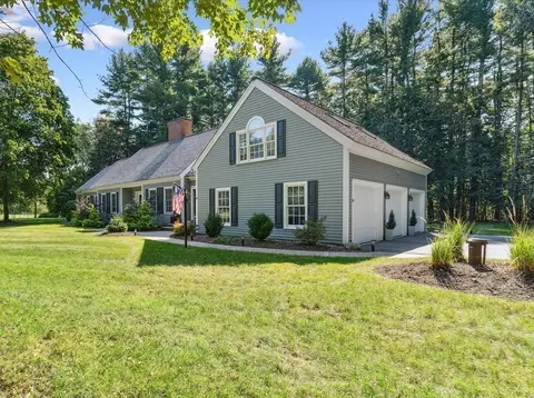 16 Berry Patch Ln, Boxford, MA 01921 photo 2