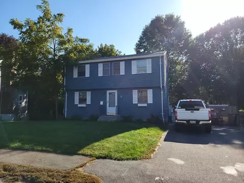 5 Quinlan Dr, Framingham, MA 01701