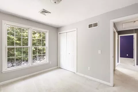 39 Knowlton Cir #39, Upton, MA 01568 photo 15