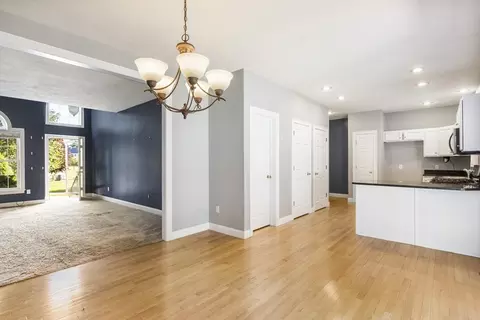 39 Knowlton Cir #39, Upton, MA 01568 photo 6
