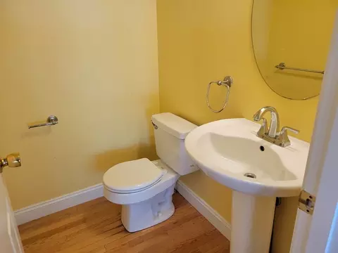 39 Knowlton Cir #39, Upton, MA 01568 photo 11