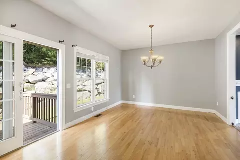 39 Knowlton Cir #39, Upton, MA 01568 photo 4