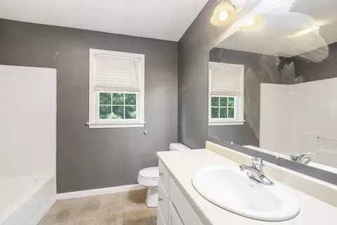 39 Knowlton Cir #39, Upton, MA 01568 photo 20