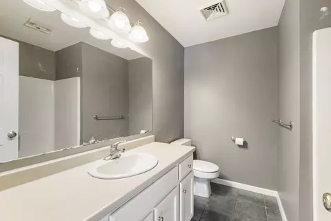 39 Knowlton Cir #39, Upton, MA 01568 photo 14
