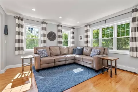 33 Horace St, Needham, MA 02494 photo 5