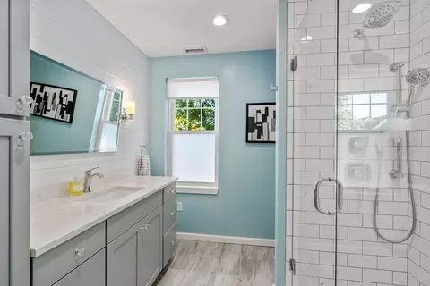 33 Horace St, Needham, MA 02494 photo 9
