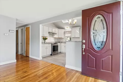 83 Hooper Rd, Dedham, MA 02026 photo 3