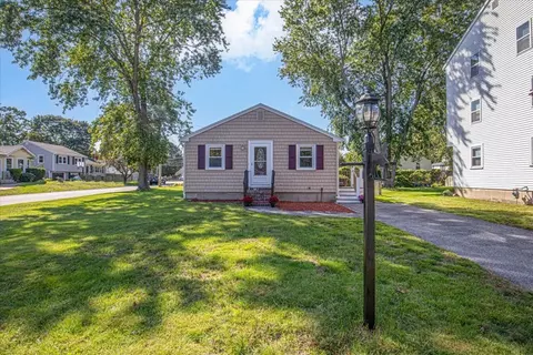83 Hooper Rd, Dedham, MA 02026 photo 34