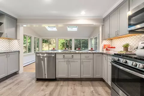3 Minot Ave, Acton, MA 01720 photo 10