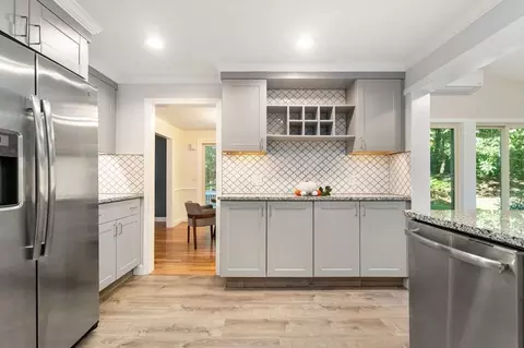 3 Minot Ave, Acton, MA 01720 photo 8