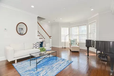 165 Everett St #165, Allston, MA 02134