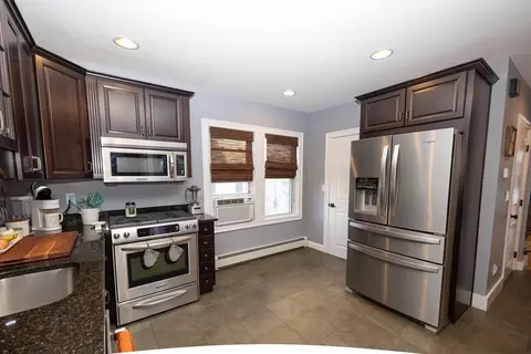 232 Rathgar St, Fall River, MA 02720 photo 8