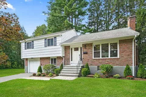 1 Clearview Dr, Framingham, MA 01701