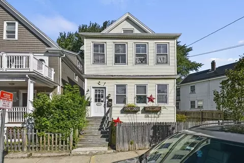 86 Crescent Ave, Revere, MA 02151