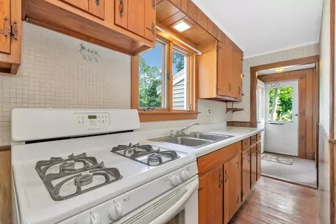 1050 Washington St, Gloucester, MA 01930 photo 10