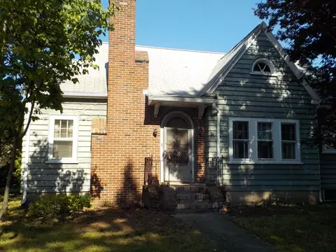 21 Carrier St, Bellingham, MA 02019