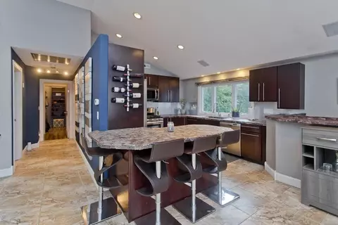 98 Greenwich Rd, Ware, MA 01082 photo 4