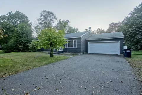 98 Greenwich Rd, Ware, MA 01082 photo 2