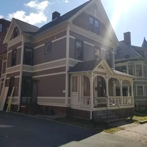 56 Temple St, Springfield, MA 01105