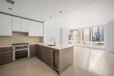 1 Franklin St #1809, Boston, MA 02110