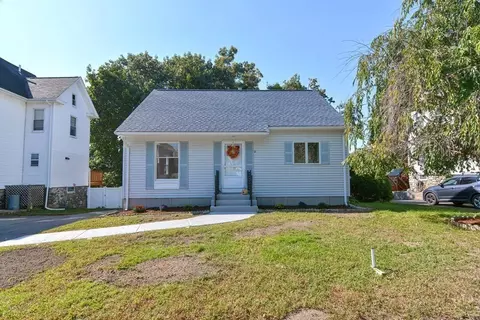 34 Bennett St, Hudson, MA 01749 photo 2