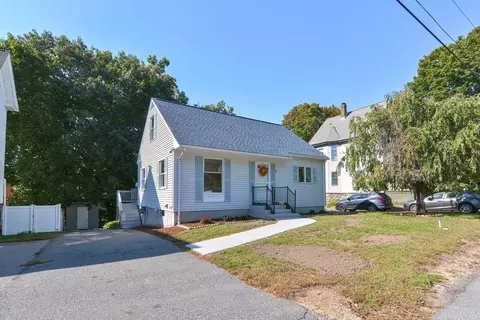 34 Bennett St, Hudson, MA 01749 photo 3