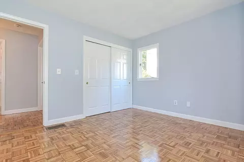 34 Bennett St, Hudson, MA 01749 photo 20