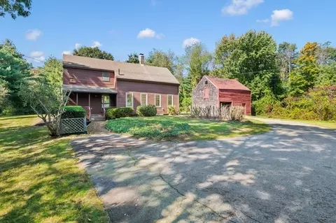 54 Harriman Rd, Merrimac, MA 01860