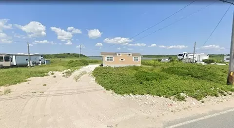 165 E Beach Rd, Westport, MA 02790