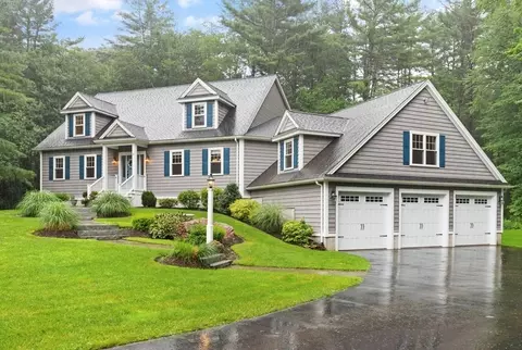 21 Elm St, Canton, MA 02021
