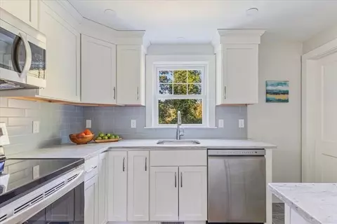 35 Olney Rd, Bourne, MA 02532 photo 12