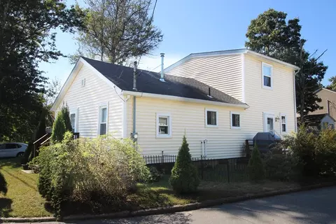 16 Bertino St, Onset, MA 02558 photo 2